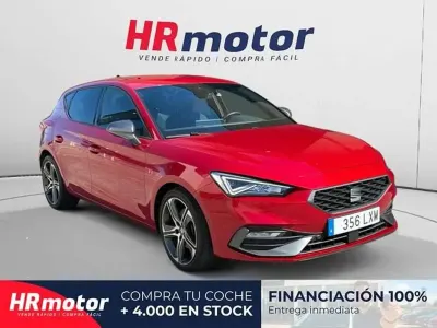 Usado Seat Leon FR 151 CV (111 kW) 2022 Negro Utilitario