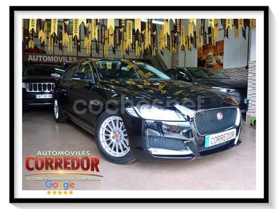 Usado Jaguar XF Prestige 180 CV (132 kW) 2017 Negro Berlina