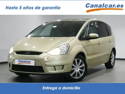 Usado Ford S-MAX Titanium 140 CV (102 kW) 2007 Amarillo Monovolumen
