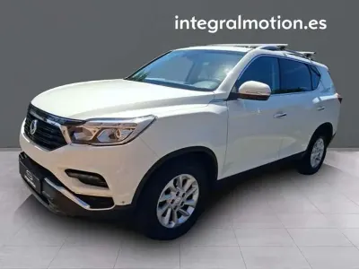 Usado SsangYong Rexton 181 CV (133 kW) 2018 Blanco SUV