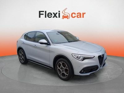 Usado Alfa Romeo Stelvio Sprint 192 CV (141 kW) 2022 Gris SUV