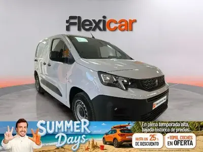 Usado Peugeot Partner 102 CV (75 kW) 2023 Blanco Monovolumen