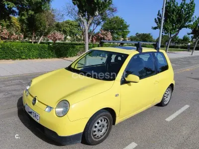 Usado VW Lupo 61 CV (44 kW) 2004 Amarillo Utilitario