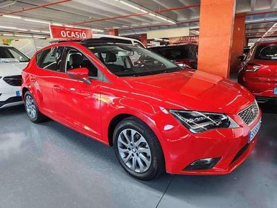 Usado Seat Leon Reference 110 CV (80 kW) 2015 Rojo Utilitario