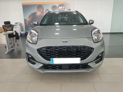 Usado Ford Puma ST-Line 125 CV (91 kW) 2024 Gris / plata SUV