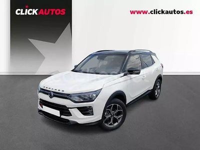 Blanco Usado 2024 Ssangyong (KGM) Korando SUV | 23.900 € (Un poco caro)