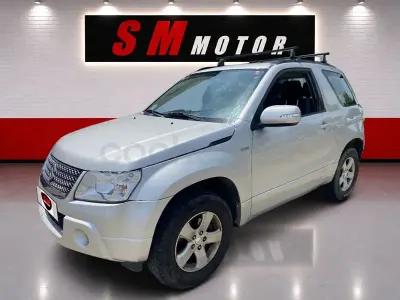 Usado Suzuki Grand Vitara 129 CV (94 kW) 2010 Gris / plata SUV