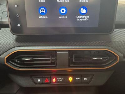 Rojo Usado 2022 Dacia Sandero Acces Utilitario | 12.990 € (Caro)