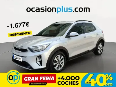 Usado Kia Stonic 100 CV (73 kW) 2024 Blanco SUV