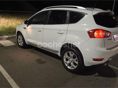 Usado Ford Kuga Titanium 140 HP (102 kW) 2010 Branco SUV
