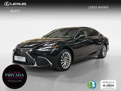 Usado Lexus ES300 Luxury Line 218 CV (160 kW) 2025 Negro Berlina