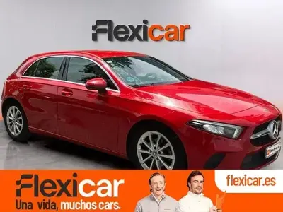 Usado Mercedes A180 116 CV (85 kW) 2020 Rojo Berlina