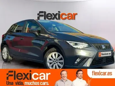 Usado Seat Ibiza Style 80 CV (58 kW) 2023 Gris Utilitario