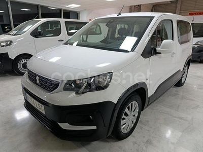 Usado Peugeot Rifter Active 100 CV (73 kW) 2021 Blanco Monovolumen