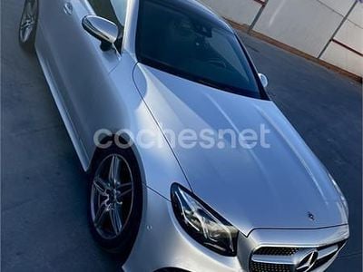 Usado Mercedes E220 194 CV (142 kW) 2019 Gris / plata Coupe