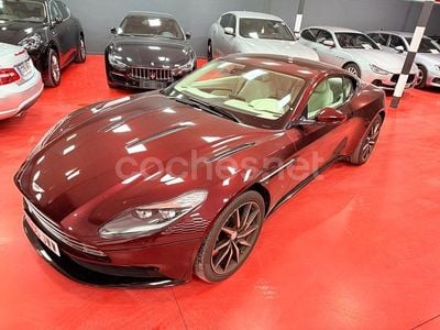 Usado Aston Martin DB11 639 CV (469 kW) 2019 Granate Coupe