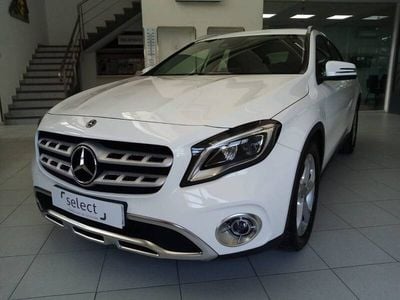 Usado Mercedes GLA200 Urban 156 CV (114 kW) 2019 Blanco SUV