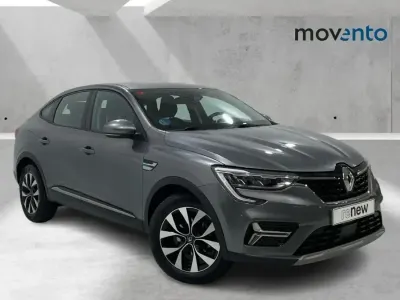 Begagnad Renault Arkana Intens 140 HK (102 kW) 2021 Grå SUV