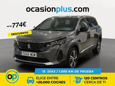 Usado Peugeot 5008 Allure 130 CV (95 kW) 2023 Gris SUV