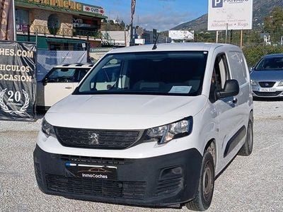 Blanco Usado 2020 Peugeot Partner S Monovolumen | 9999 € (Caro)