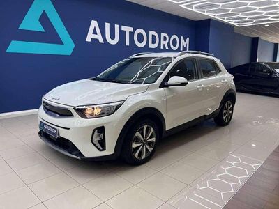 Blanco Usado 2022 Kia Stonic Plus SUV | 14.990 € (Precio justo)