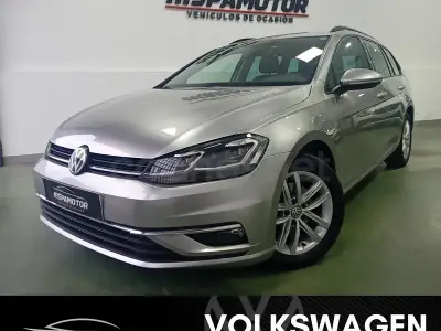 Usado VW Golf VII Advance 115 CV (84 kW) 2019 Gris / plata Familiar