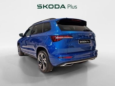 Azul Usado 2025 Skoda Karoq SportLine SUV | 32.900 € (Caro)