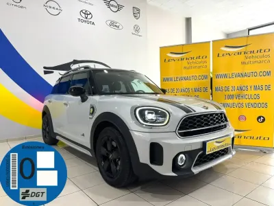 Usado Mini Cooper Countryman 220 HP (161 kW) 2023 Cinzento SUV