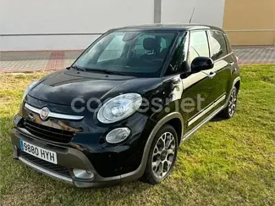 Usado Fiat 500L Trekking 105 CV (77 kW) 2014 Negro Monovolumen