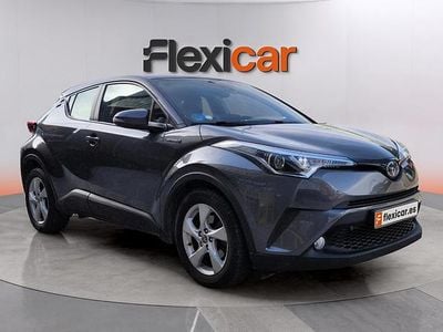 Begagnad Toyota C-HR Active 122 HK (89 kW) 2018 Grå SUV