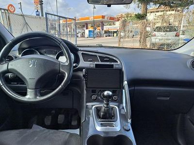 Gris Usado 2010 Peugeot 3008 | 6500 € (Precio justo)