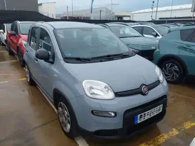 Begagnad Fiat Panda City Life 70 HK (51 kW) 2023 Grå Sedan