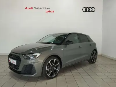 Usado Audi A1 Sportback Black Edition 116 CV (85 kW) 2025 Gris Utilitario