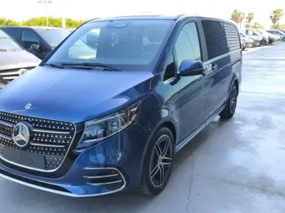 Nuevo Mercedes V300 Avantgarde 239 CV (175 kW) 2026 Azul Monovolumen