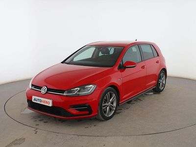 Usado VW Golf VII Sport 115 CV (84 kW) 2019 Rojo Utilitario