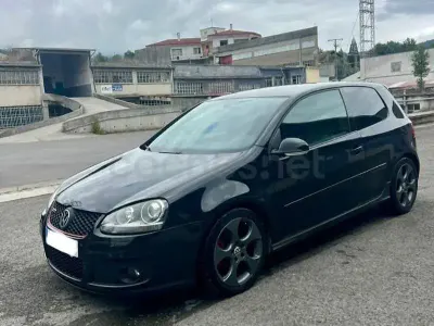 Usado VW Golf V GTI 200 CV (147 kW) 2007 Negro Berlina