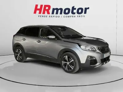 Usado Peugeot 3008 Allure 131 CV (96 kW) 2020 Gris SUV