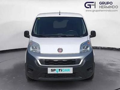 Używany Fiat Fiorino 80 KM (58 kW) 2020 Biały Minivan