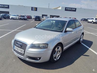 Usado Audi A3 Ambiente 115 HP (84 kW) 2006 Cinzento Citadino