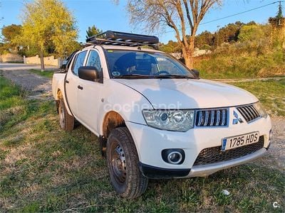 Usado Mitsubishi L200 136 CV (100 kW) 2011 Blanco Pickup/Camioneta