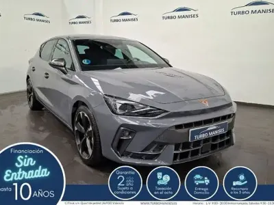 Usado Cupra Leon 150 CV (110 kW) 2025 Gris / plata Berlina