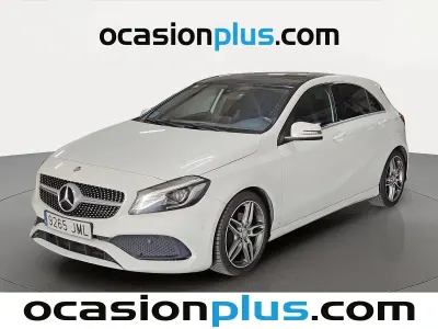 Usado Mercedes A180 AMG line 109 CV (80 kW) 2016 Blanco Utilitario