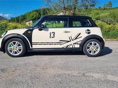 Usado Mini ONE 75 CV (55 kW) 2011 Beige Utilitario