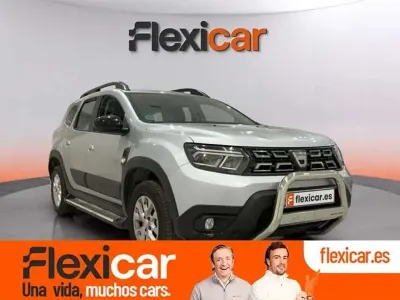 Usado Dacia Duster 116 CV (85 kW) 2021 Gris SUV