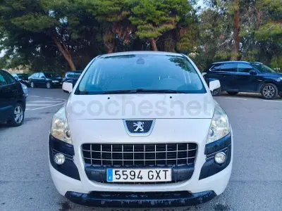 Usado Peugeot 3008 Premium 110 CV (80 kW) 2010 Blanco Familiar