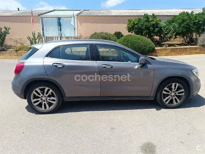Usado Mercedes GLA200 AMG Edition 1 136 CV (100 kW) 2015 Gris / plata SUV