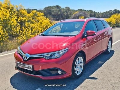 Toyota Auris Hybrid