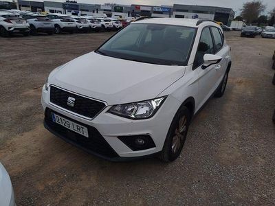 Usado Seat Arona Style 110 CV (80 kW) 2021 Blanco SUV