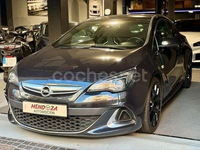 Negro Usado 2012 Opel Astra GTC OPC Berlina | 18.990 €