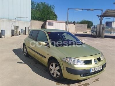 Usado Renault Mégane II Dynamique 120 CV (88 kW) 2003 Verde Berlina
